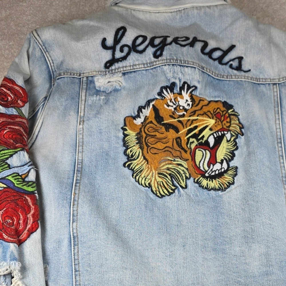 Denim House Trucker Jacket Mens 2XL Blue Embroidered Tiger Rose Sherpa Lined NEW